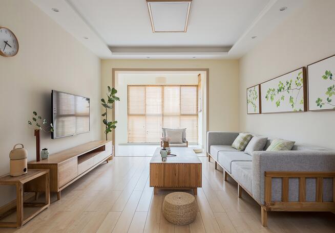 開(kāi)門就是客廳的房子怎么裝修？